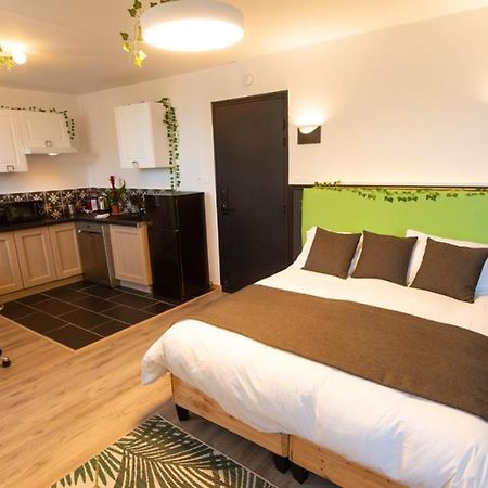 Les Suites Fenelon Le Cateau-Cambresis Экстерьер фото